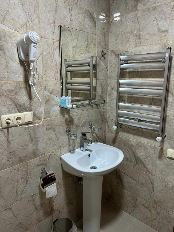 Hotel Khulo Lnn Luaran gambar