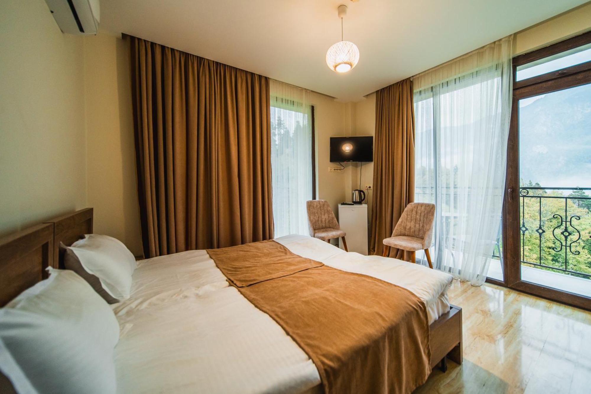 Hotel Khulo Lnn Luaran gambar