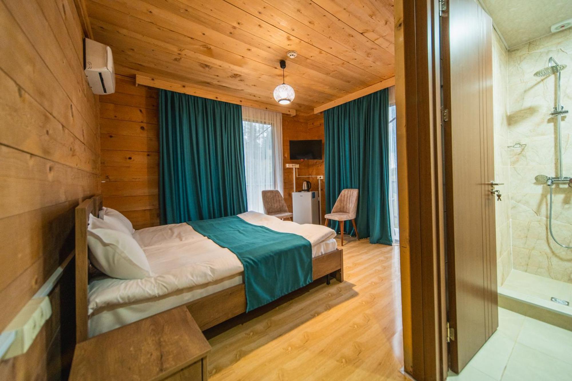 Hotel Khulo Lnn Luaran gambar